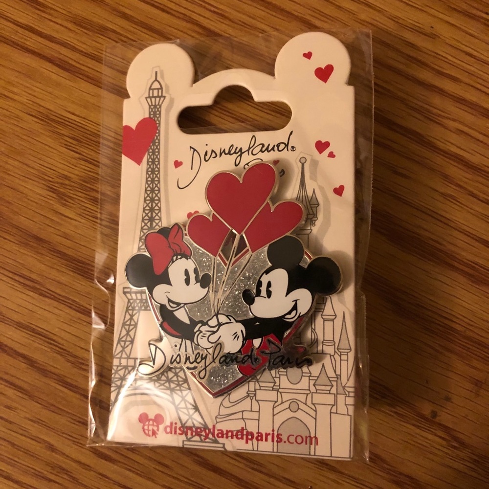 Disneyland Paris Pin